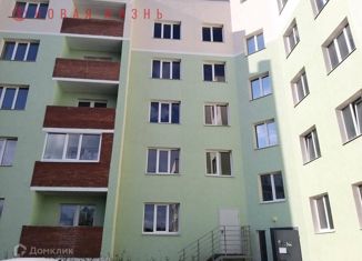 Продаю трехкомнатную квартиру, 86.1 м2, посёлок городского типа Петра Дубрава, улица Строителей, 5, ЖК Земляничный