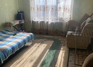 Продам трехкомнатную квартиру, 70.3 м2, Камызяк, улица Максима Горького, 85