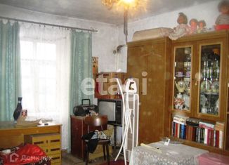 Продам 1-ком. квартиру, 32 м2, Симферополь, улица Крылова, 13, Центральный район