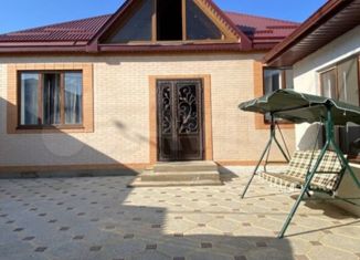 Продам дом, 110 м2, посёлок городского типа Ленинкент, улица Будаева, 30