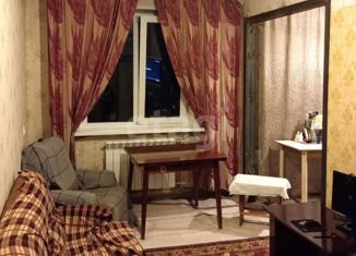Продаю трехкомнатную квартиру, 63 м2, Нижний Новгород, улица Героя Советского Союза Усилова, 1, улица Героя Советского Союза Усилова