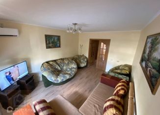 Продажа двухкомнатной квартиры, 55.6 м2, посёлок городского типа Новоозёрное, Молодёжная улица, 4