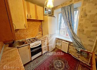 Продается 3-комнатная квартира, 53.8 м2, Москва, Бобруйская улица, 28, метро Молодёжная