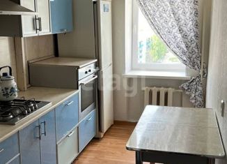 Продам 4-комнатную квартиру, 76 м2, Татарстан, улица 8 Марта, 15