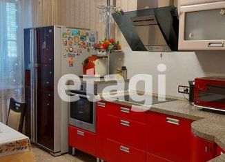 Продаю 2-комнатную квартиру, 79.7 м2, Санкт-Петербург, проспект Космонавтов, 61к2, метро Звёздная