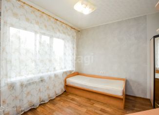 Сдаю однокомнатную квартиру, 12 м2, Нефтеюганск, 10-й микрорайон, 27