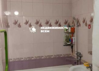 Продается 2-комнатная квартира, 45 м2, Челябинская область, улица Вагнера, 77