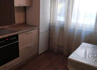 Продаю двухкомнатную квартиру, 57 м2, Краснодарский край, Симферопольская улица, 56