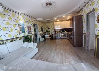 Продам 2-ком. квартиру, 72 м2, Санкт-Петербург, Северный проспект, 18/1, Северный проспект