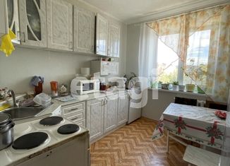 Сдается в аренду 2-ком. квартира, 52 м2, Тобольск, улица Доронина, 22