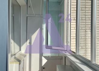 Продажа 2-ком. квартиры, 53.9 м2, Новоалтайск, 8-й микрорайон, 6