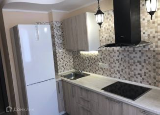 Продается 3-комнатная квартира, 75 м2, Краснодар, улица Автолюбителей, 1/3к1, ЖК Премьера