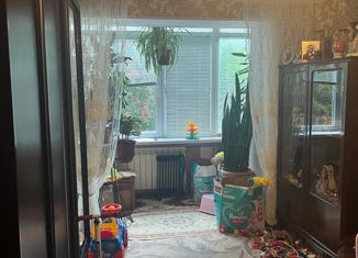 Продаю 2-ком. квартиру, 48 м2, Ставрополь, Комсомольская улица, 46, микрорайон №3