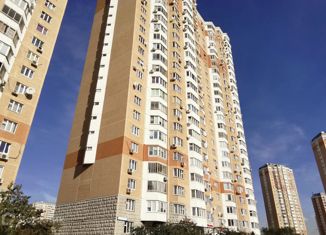 Продается двухкомнатная квартира, 88.2 м2, Москва, Радужная улица, 14к3