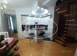 Продается 3-ком. квартира, 115.2 м2, Глазов, Комсомольская улица, 22