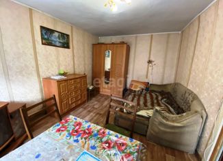 Продам двухкомнатную квартиру, 50 м2, Симферополь, улица Футболистов, 70, Центральный район