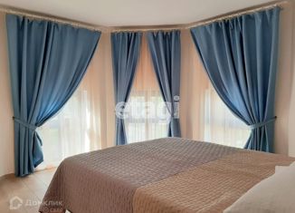 Продаю 5-ком. квартиру, 150 м2, Геленджик, Речной переулок, 2