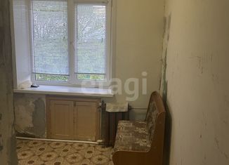 Продается 3-комнатная квартира, 60 м2, Кимовск, улица Бессолова, 22