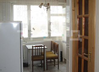 Продам двухкомнатную квартиру, 56.5 м2, поселок Кирпичное, Комсомольская улица, 10