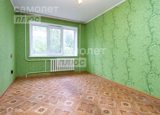 Продам 4-комнатную квартиру, 80 м2, Ульяновск, улица Ефремова, 121, Засвияжский район