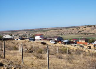 Продаю участок, 10 сот., село Тенистое, улица Алиме Абденнановой, 92