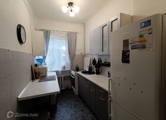 Продам трехкомнатную квартиру, 55.4 м2, поселок Юго-Камский, улица 3-я Пятилетка, 46