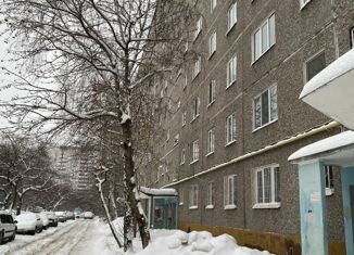 Продается 3-комнатная квартира, 58.4 м2, Екатеринбург, улица Металлургов, 10А, улица Металлургов