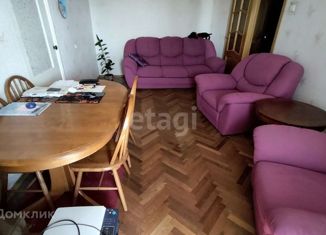 Продается 2-комнатная квартира, 45.5 м2, Санкт-Петербург, проспект Юрия Гагарина, 26к1, метро Московская