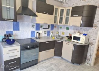 Сдаю трехкомнатную квартиру, 66.1 м2, Муравленко, улица Муравленко, 35