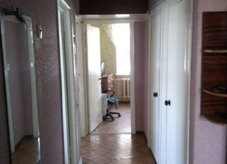 Сдается в аренду 3-ком. квартира, 58.2 м2, Волжский, улица 40 лет Победы, 68