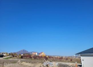 Продам земельный участок, 10 сот., хутор Новая Пролетарка, улица Лошака