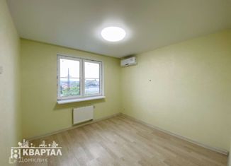 Сдается в аренду 1-комнатная квартира, 33 м2, Новороссийск, улица Герцена, 3А