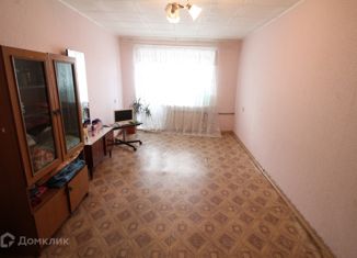 Сдается 1-комнатная квартира, 30 м2, Среднеуральск, Советская улица, 35Б