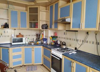 3-комнатная квартира на продажу, 65 м2, Оренбург, улица Конституции СССР, 13/1, жилой район Степной