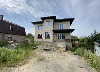 Продаю дом, 320 м2, Ставрополь, улица Ломоносова, микрорайон № 5