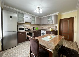 Продам 4-комнатную квартиру, 84 м2, Нальчик, улица Мусова, 31, район Александровка