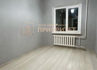 Продаю 2-ком. квартиру, 55 м2, Саха (Якутия), улица Лермонтова, 27