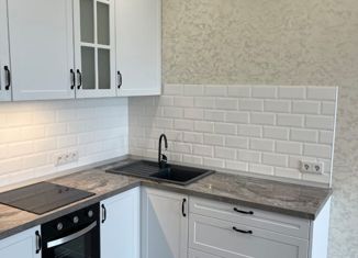 Продается 1-комнатная квартира, 31.9 м2, Краснодар, улица Петра Метальникова, 5к3, ЖК Времена года