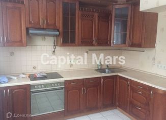 Сдам в аренду трехкомнатную квартиру, 74 м2, Москва, Осенний бульвар, 5к3, Осенний бульвар