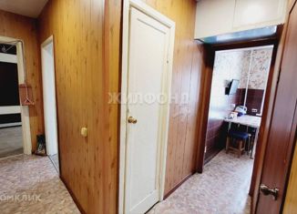 Продажа 3-комнатной квартиры, 53.3 м2, Абакан, улица Гагарина, 46