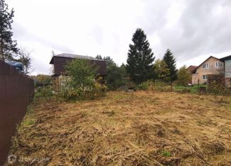 Продается участок, 5.6 сот., СНТ Красный Октябрь, Центральная линия