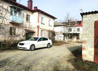 Трехкомнатная квартира на продажу, 68 м2, Абинск, Интернациональная улица, 40