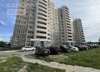 Продается 2-комнатная квартира, 58 м2, Новочебоксарск, улица 10-й Пятилетки, 5Г