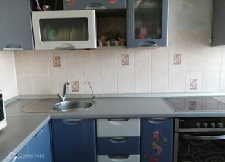 Продам трехкомнатную квартиру, 59 м2, Новокузнецк, улица Кирова, 73