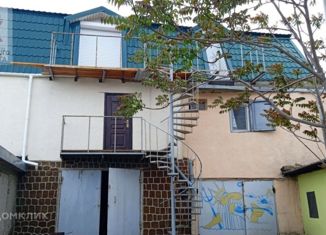 Продажа таунхауса, 160 м2, посёлок городского типа Орджоникидзе, улица Ленина