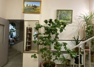 Продается 3-комнатная квартира, 76.2 м2, Москва, Россошанская улица, 6, станция Красный Строитель