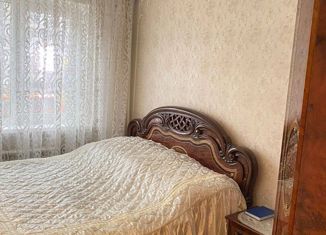 Продам 3-ком. квартиру, 57 м2, Нижний Новгород, улица Героя Юрия Смирнова, 15, улица Героя Юрия Смирнова