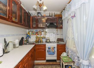 Продам трехкомнатную квартиру, 59 м2, Омская область, улица 50 лет Профсоюзов, 95