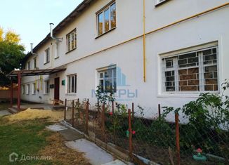 Продается двухкомнатная квартира, 46.7 м2, станица Курчанская, улица Кирова, 101А