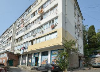Продам 2-ком. квартиру, 50.2 м2, посёлок городского типа Кореиз, улица Водовозовых, 16